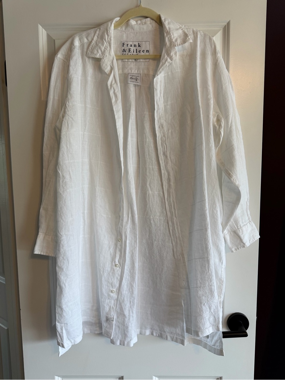 Frank & Eileen White Linen Button-Down Shirt-dress